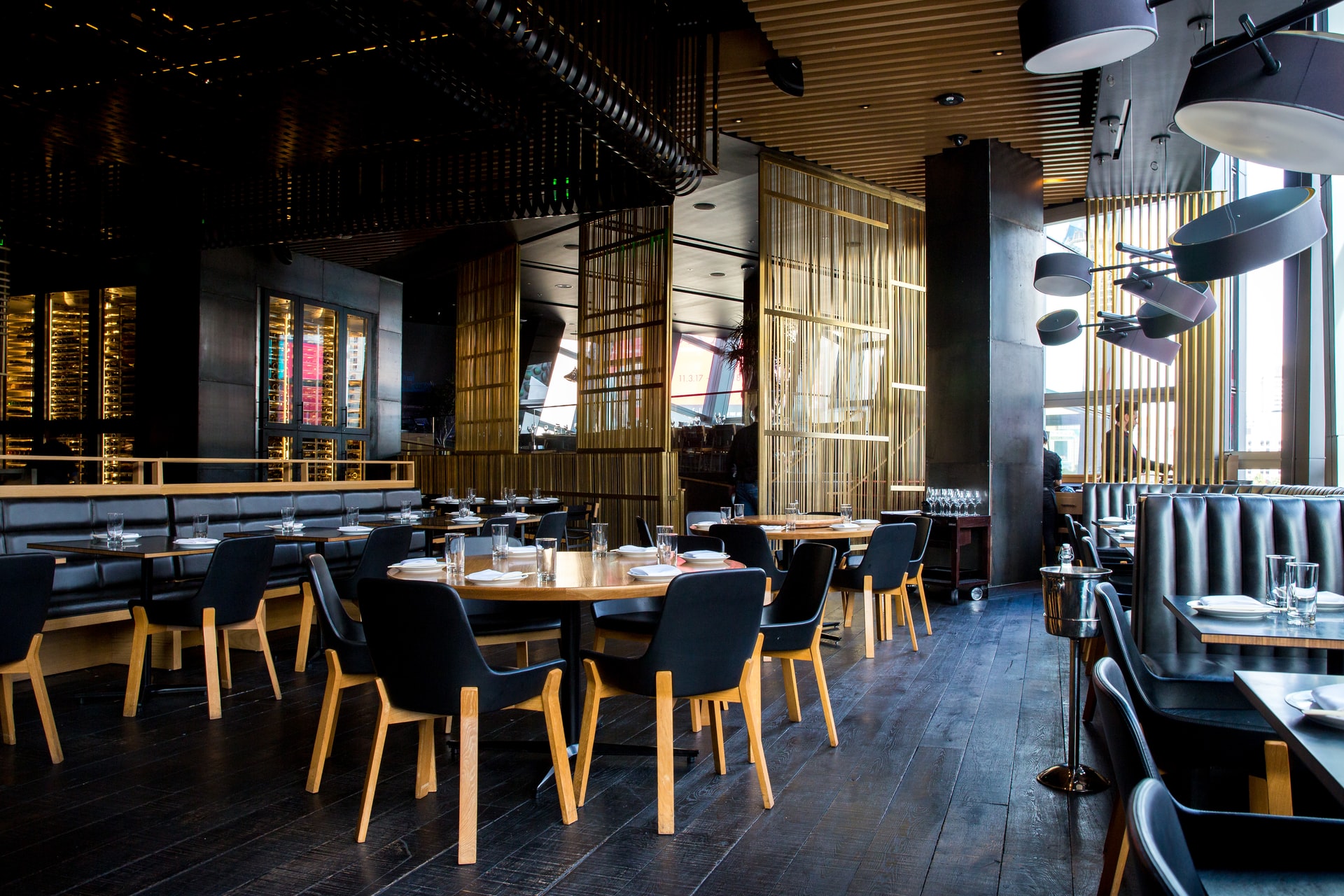 Free Restaurant
